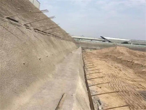 邹城河道边坡加固